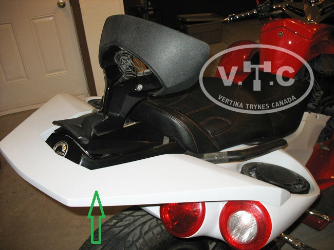 RS-GS and ST Primer spoiler for the wide rear panel