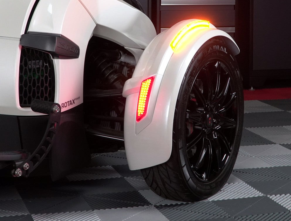 SpyderFenderz sequential front fenders for 2013 thru 2018 models