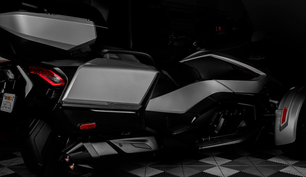 Red LED position lights TricFlarez for Spyder RT rear saddlebags (2020+) (set of 2)