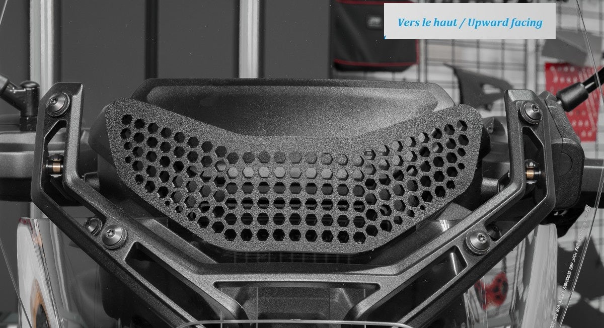 Directional air vents TricVentz for Can-Am Canyon / RedRock / XT windshields