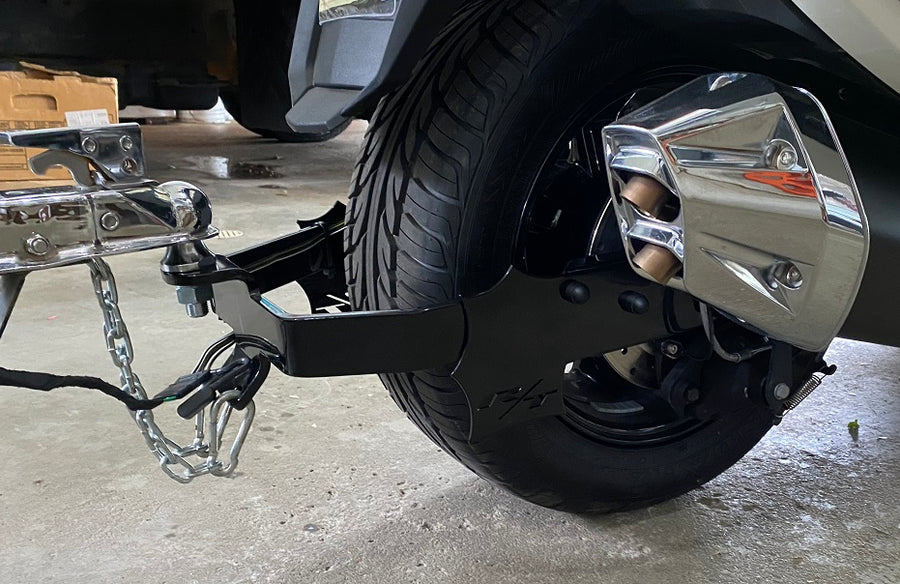 RT/ RTS 2010 to 2017 + trailer hitch including harness