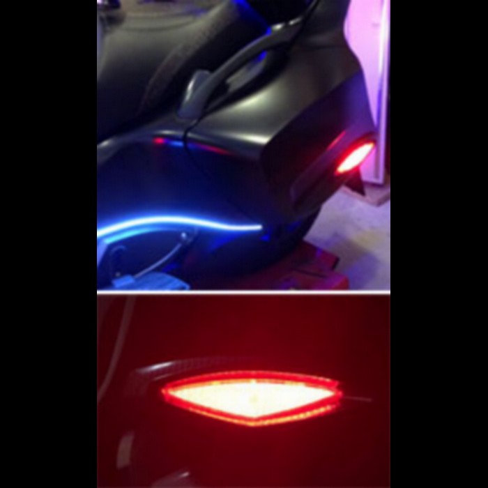 Side reflector and LED on the rear case of the RT / RTS 2010-2019